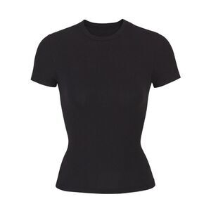 NWT SKIMS fits everybody tshirt